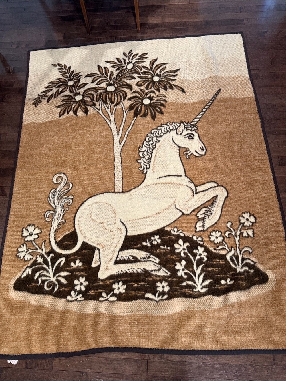 Vintage unicorn throw blanket
